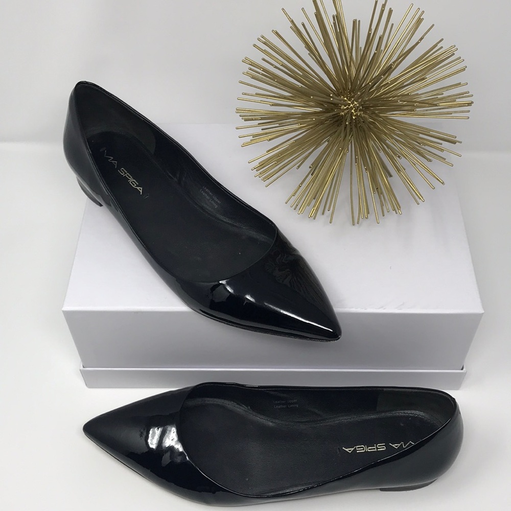 Gorgeous Via Spiga black patent flats